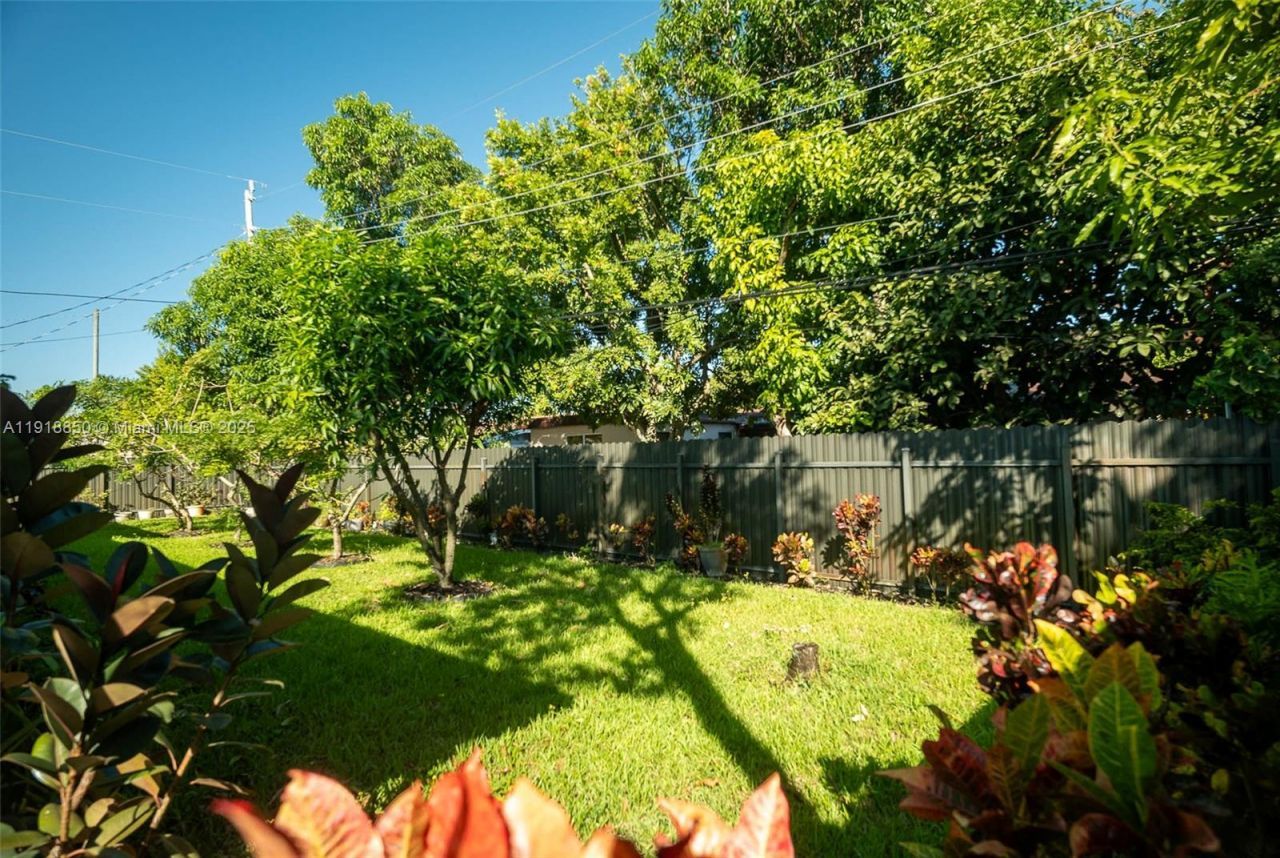 1531 NW 182nd St, Miami Gardens, FL 33169 Photo