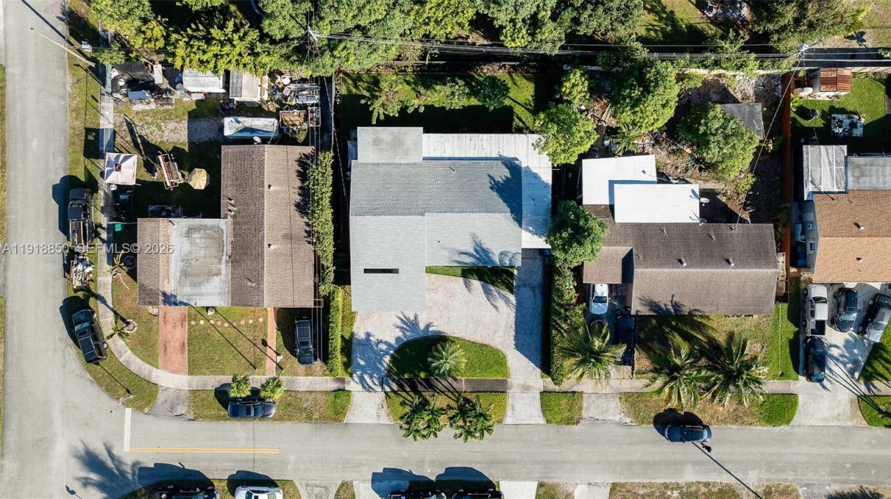 1531 NW 182nd St, Miami Gardens, FL 33169 Photo