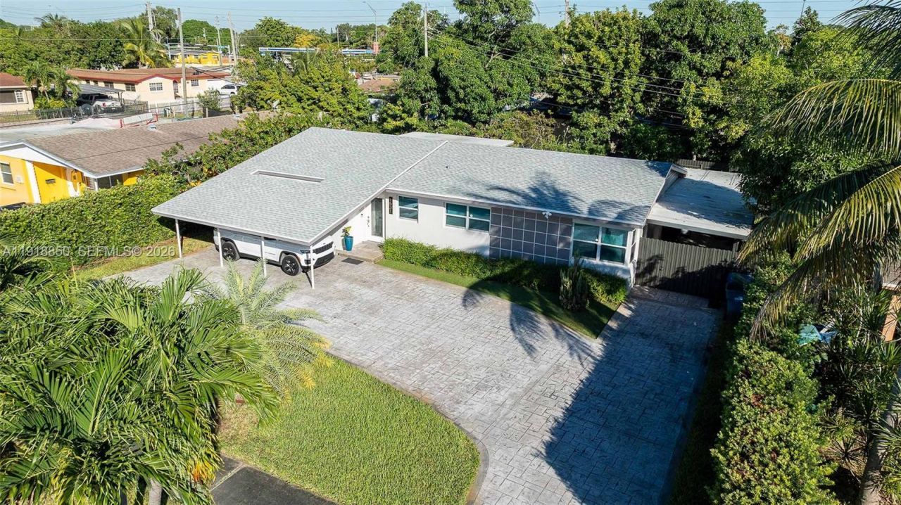 1531 NW 182nd St, Miami Gardens, FL 33169 Photo