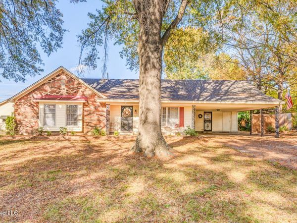 1690 Desoto Cove, Southaven, MS 38671