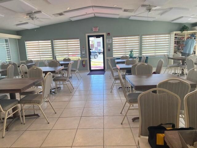 312 Knotty Pine Circle, Unit B2, Greenacres, FL 33463 Photo