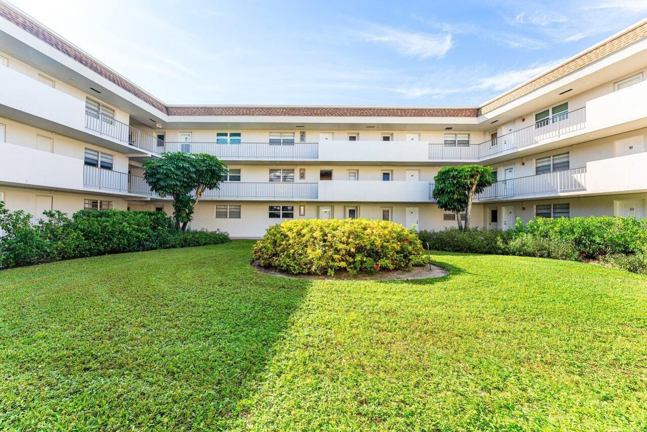 5701 NW 2nd Avenue 105, Boca Raton, FL 33487 Photo