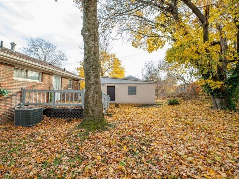 1074 N Main Street, Akron, OH 44310 Photo 17