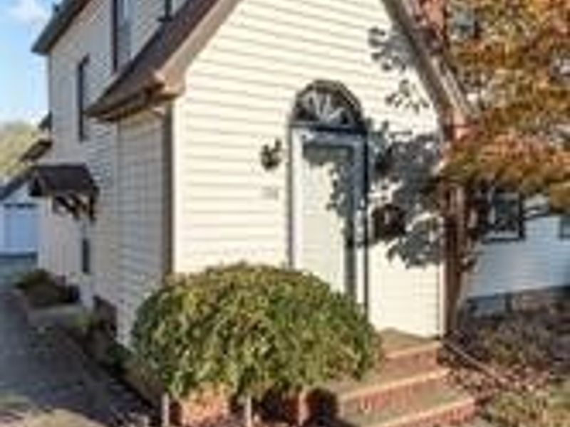 726 Ellwood Avenue SW, Canton, OH 44710 Photo 3