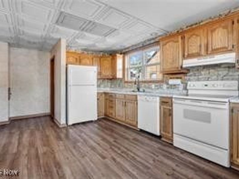 726 Ellwood Avenue SW, Canton, OH 44710 Photo 9