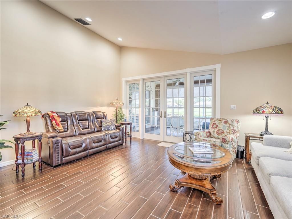 19510 Lost Creek Dr, Estero, FL 33967 Photo