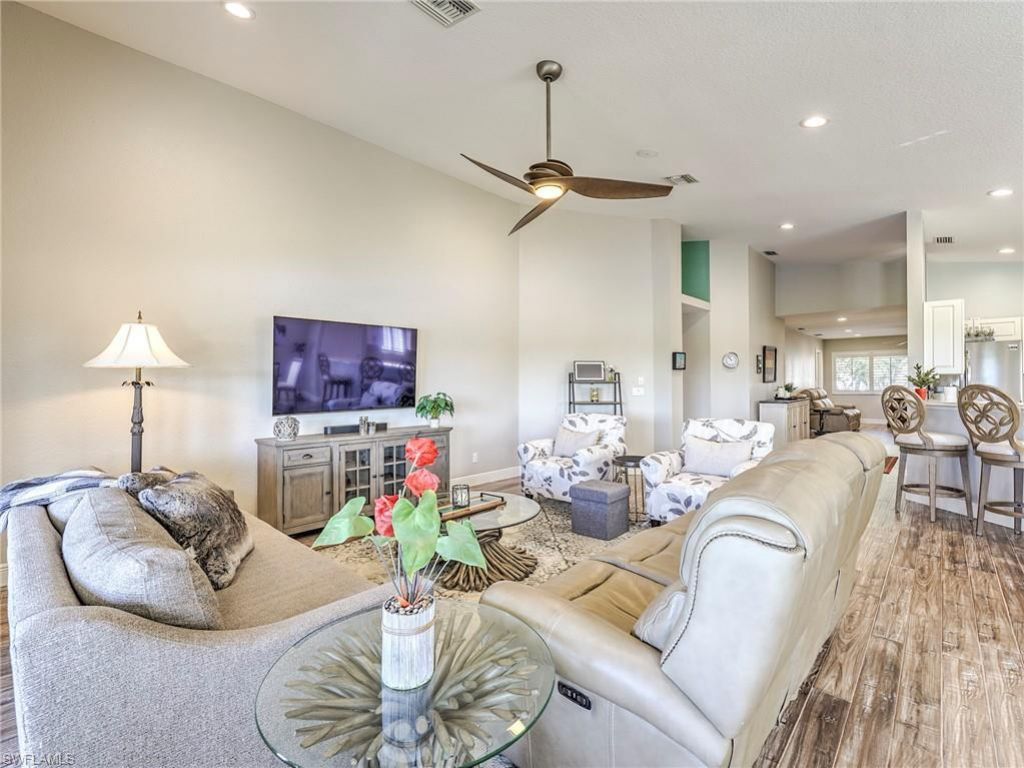 8460 Southbridge Dr, Unit 2, Estero, FL 33967 Photo