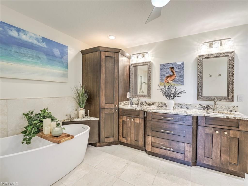 8460 Southbridge Dr, Unit 2, Estero, FL 33967 Photo