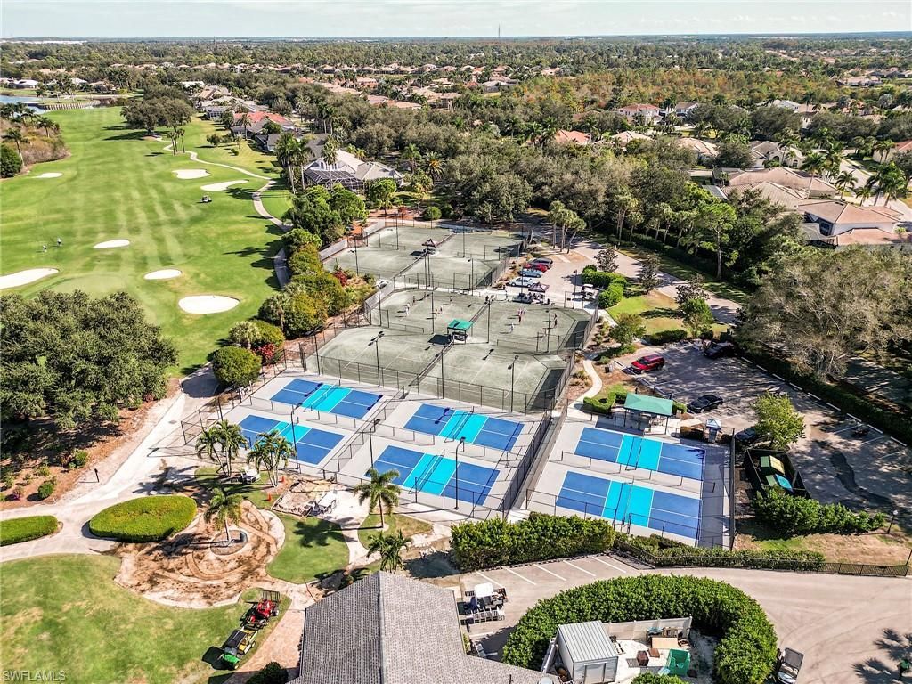 8460 Southbridge Dr, Unit 2, Estero, FL 33967 Photo