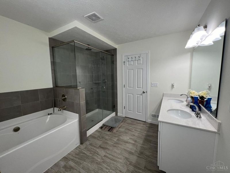 3048 Canvasback Court, Franklin Twp, OH 45005 Photo 24