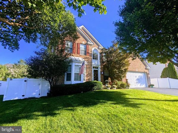 60 LAMP POST DRIVE, BARNEGAT, NJ 08005