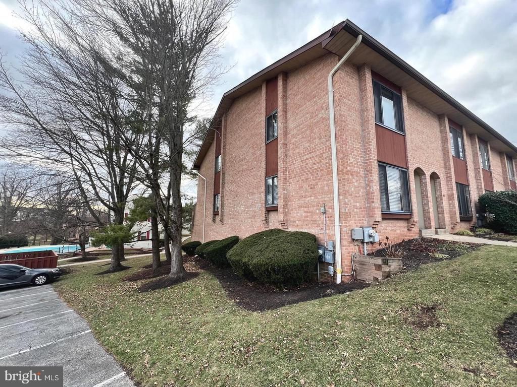 501 STONYBROOK, EAST NORRITON, PA 19403