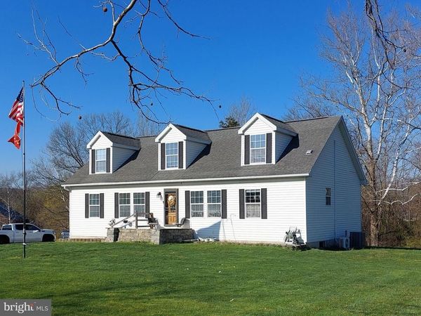 343 DARK HOLLOW ROAD, SHERMANS DALE, PA 17090