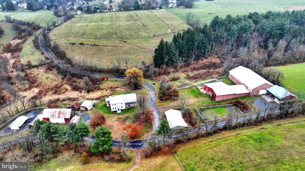 7 N OAK LANE Schuylkill Haven, PA 17972