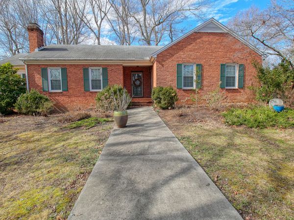 702 Norfolk PL, Danville, VA 24541