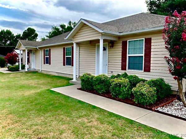 360 E Harrison , McAlester, OK 74501