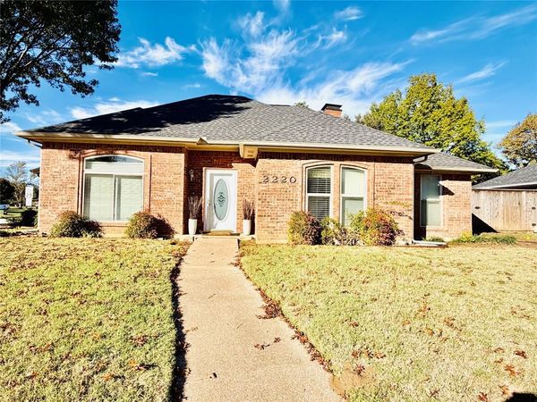 2220 College Parkway, Flower Mound, TX 75028
