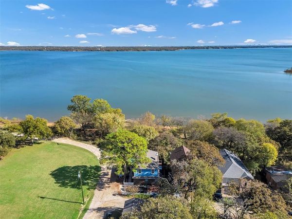 560 Jay Street, Shady Shores, TX 76208