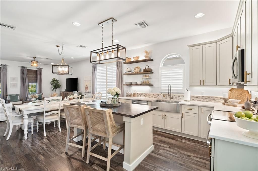 3060 Woodside Ave, Naples, FL 34112 Photo