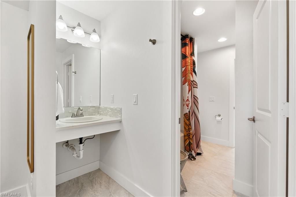 3060 Woodside Ave, Naples, FL 34112 Photo