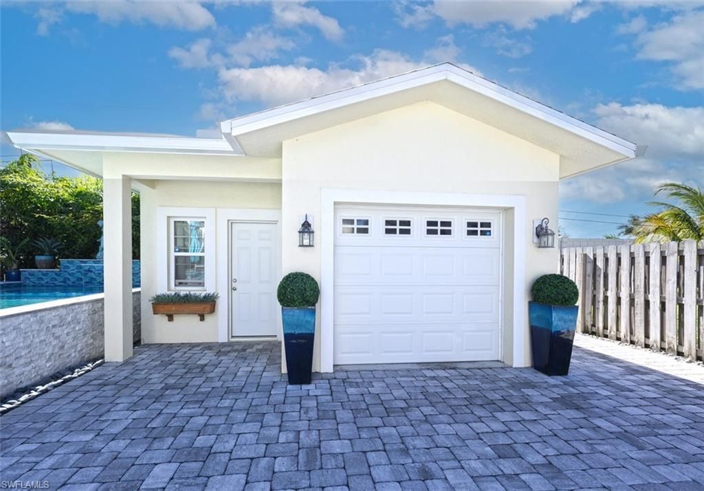 3060 Woodside Ave, Naples, FL 34112 Photo
