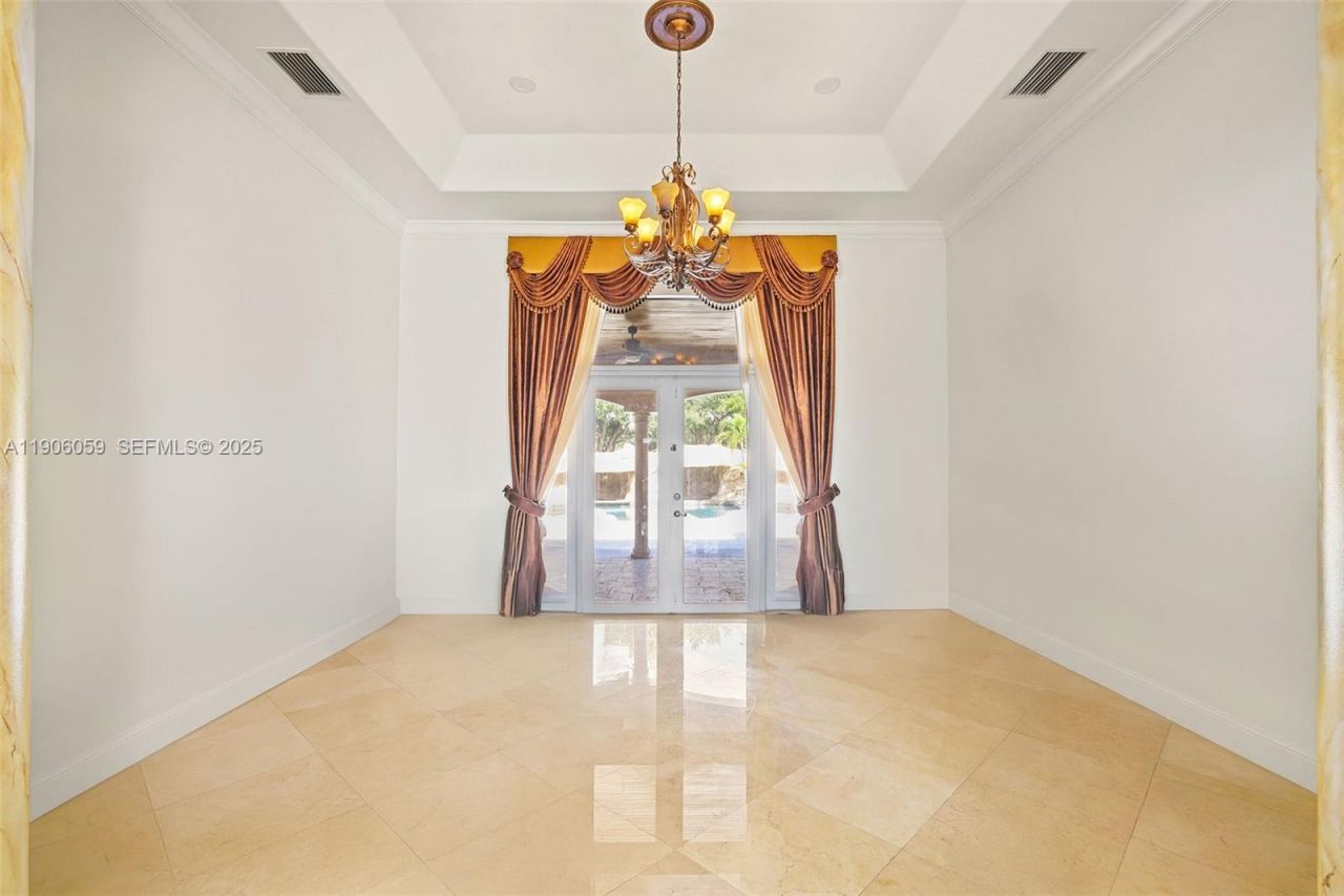 12175 SW 80th St, Miami, FL 33183 Photo