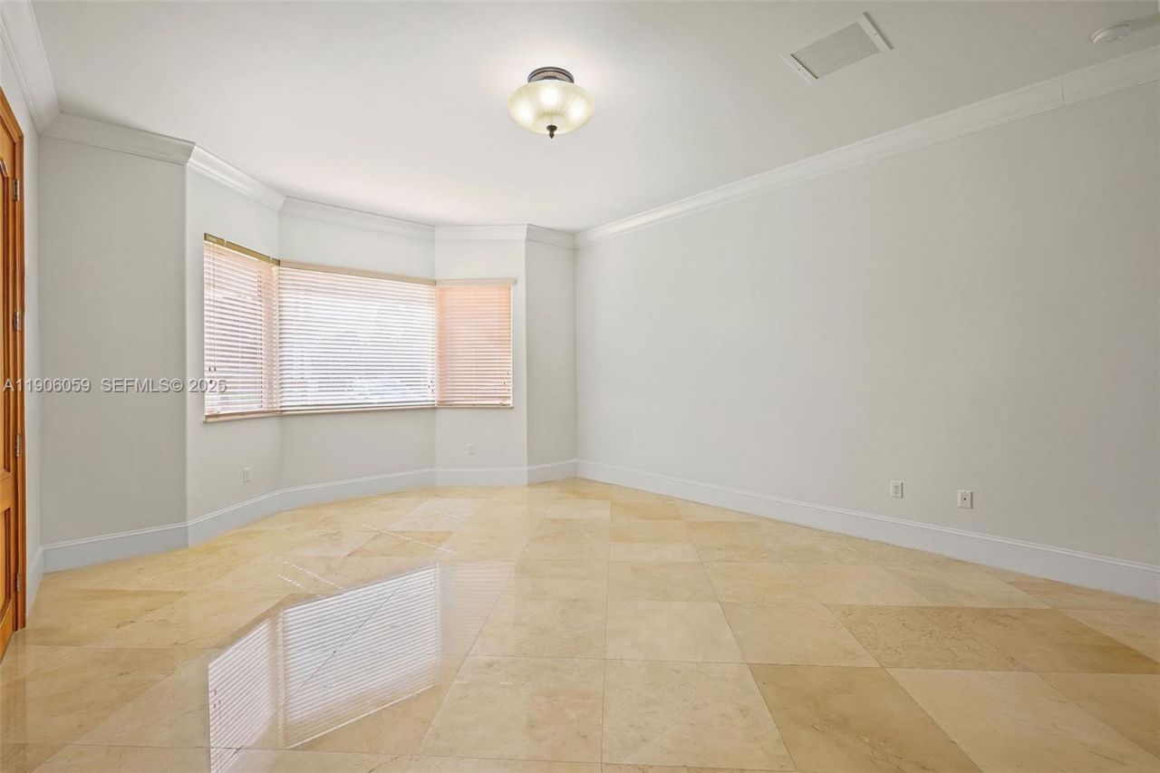 12175 SW 80th St, Miami, FL 33183 Photo