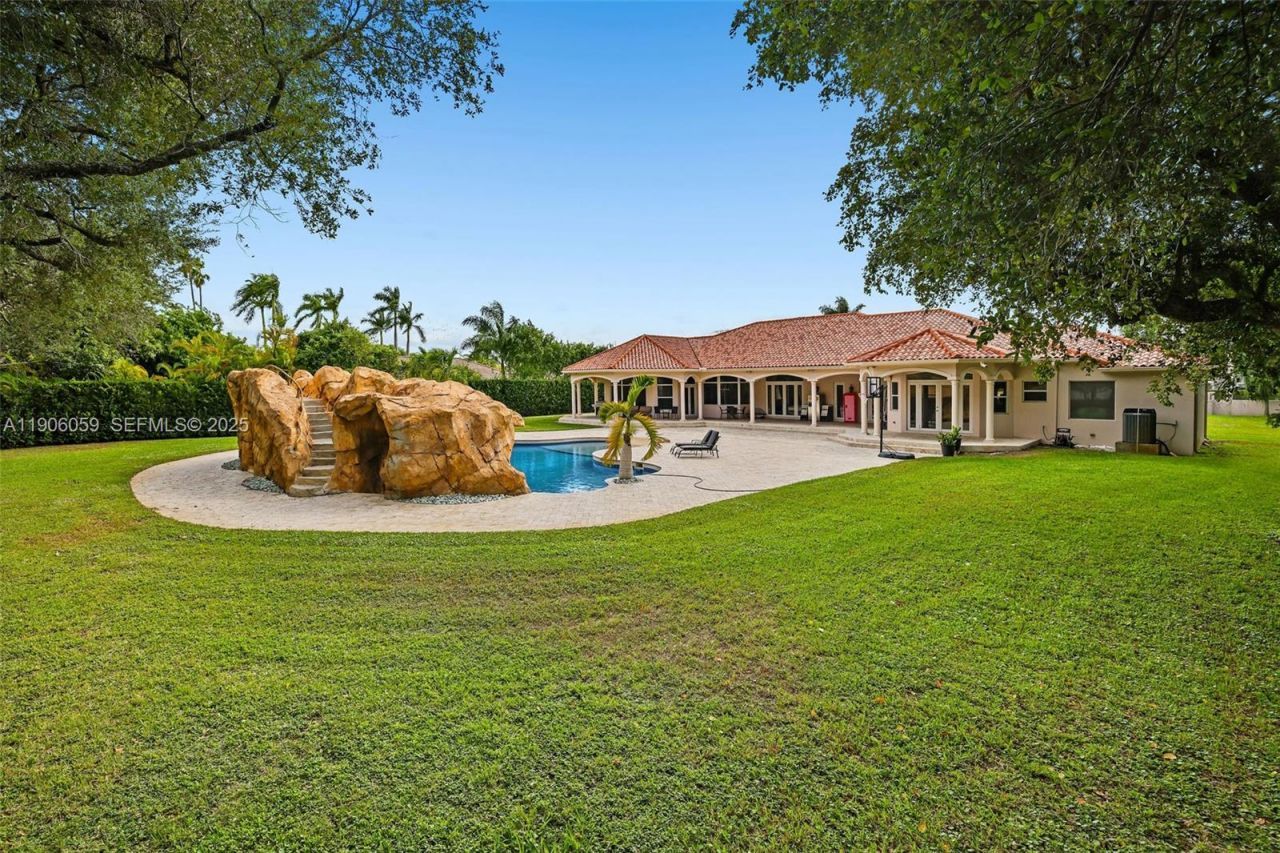 12175 SW 80th St, Miami, FL 33183 Photo