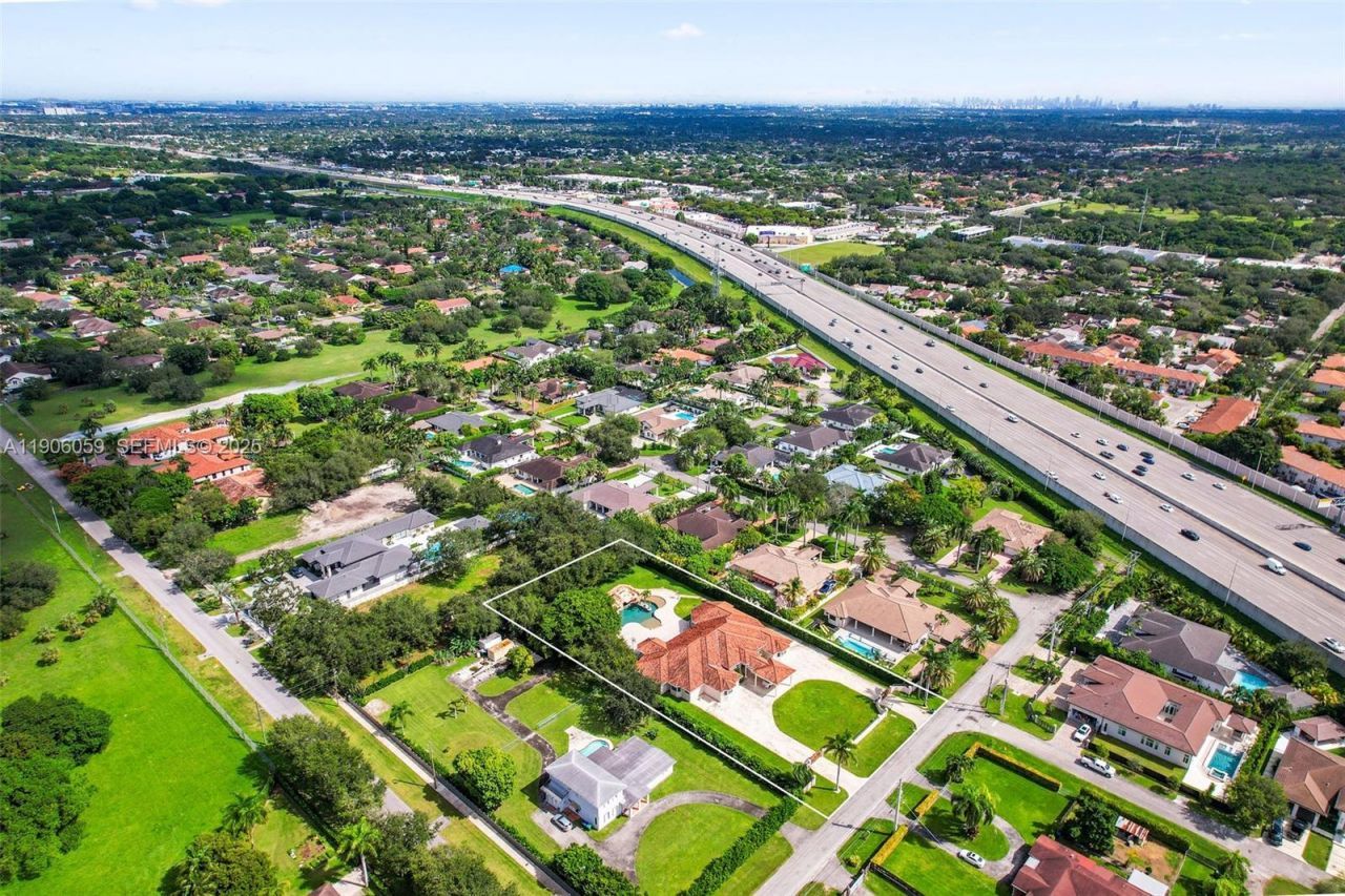 12175 SW 80th St, Miami, FL 33183 Photo