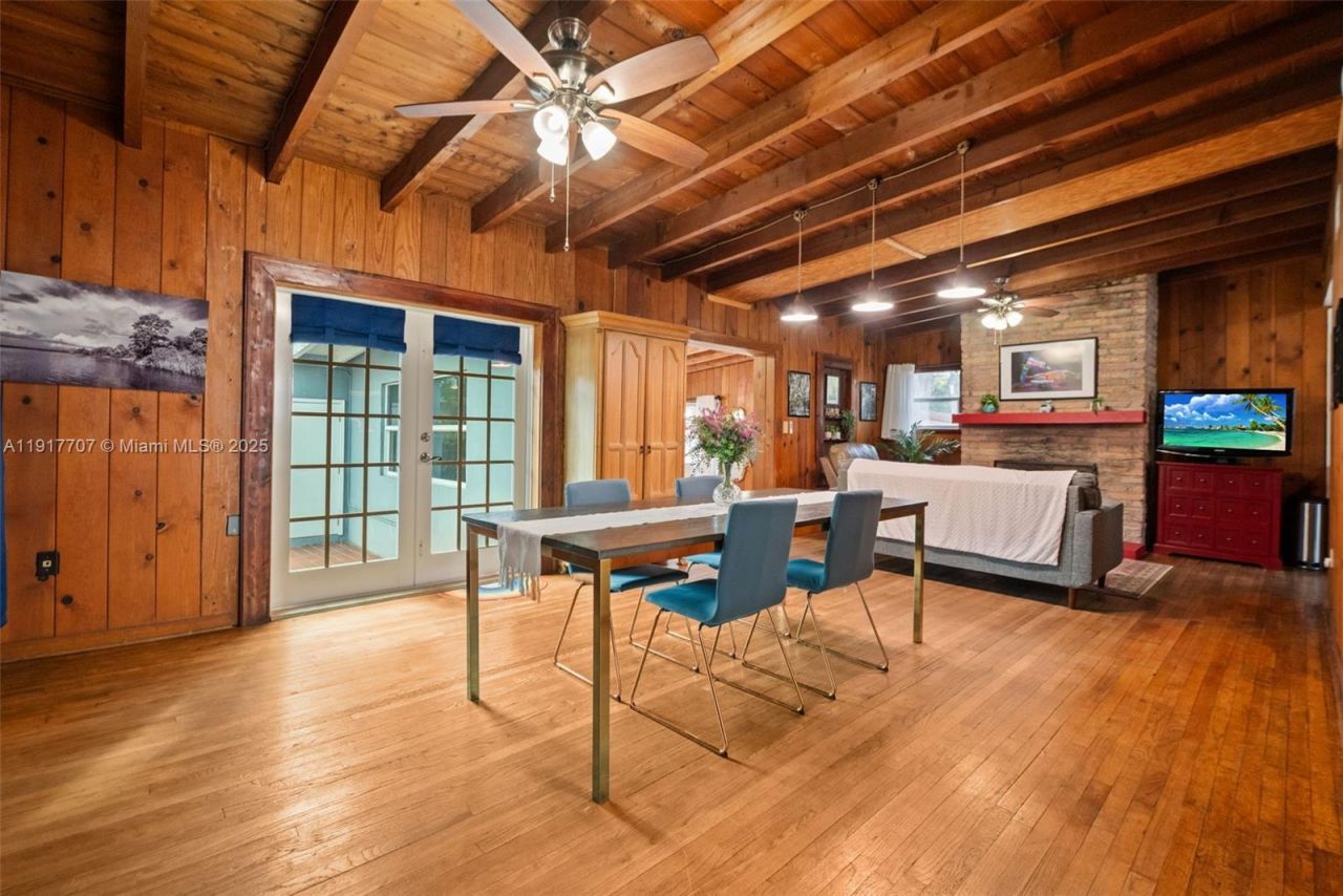 281 Iroquois St, Miami Springs, FL 33166 Photo