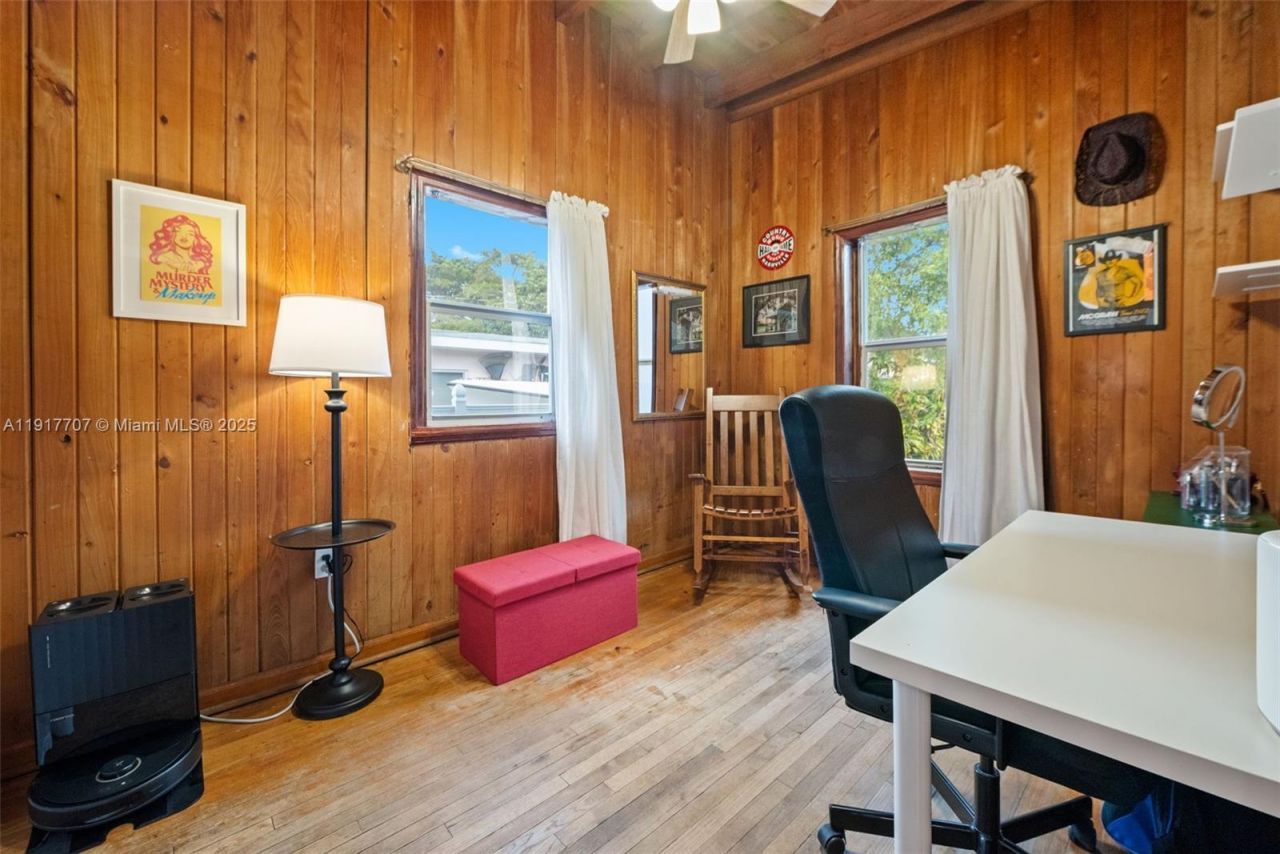 281 Iroquois St, Miami Springs, FL 33166 Photo