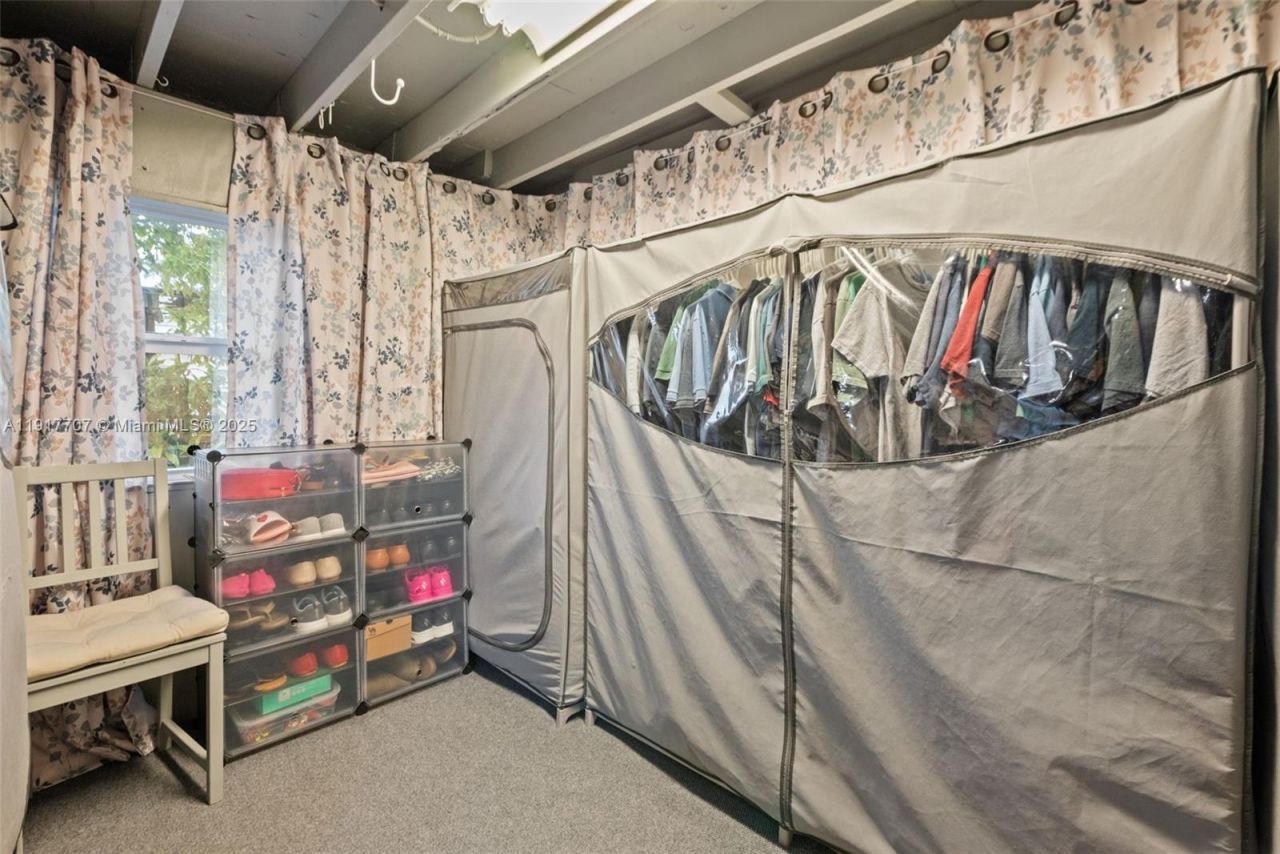 281 Iroquois St, Miami Springs, FL 33166 Photo