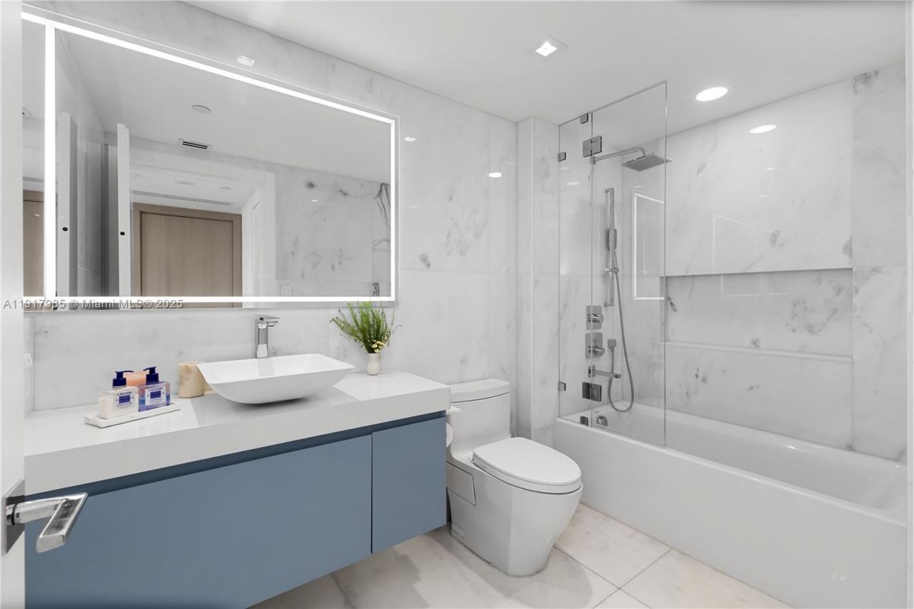 19955 NE 38th Ct, Unit 1103, Aventura, FL 33180 Photo