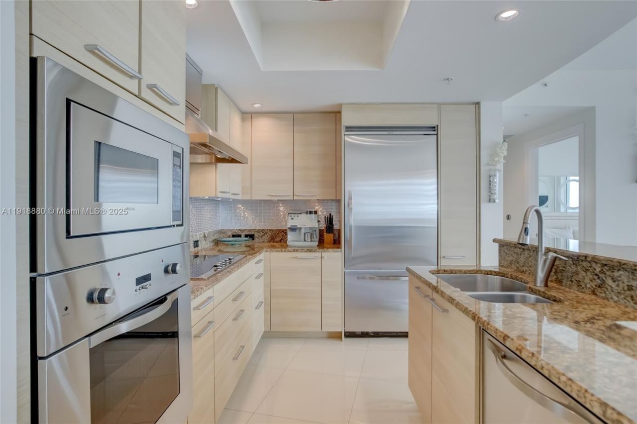 1 N Ocean Blvd, Unit 1011, Pompano Beach, FL 33062 Photo