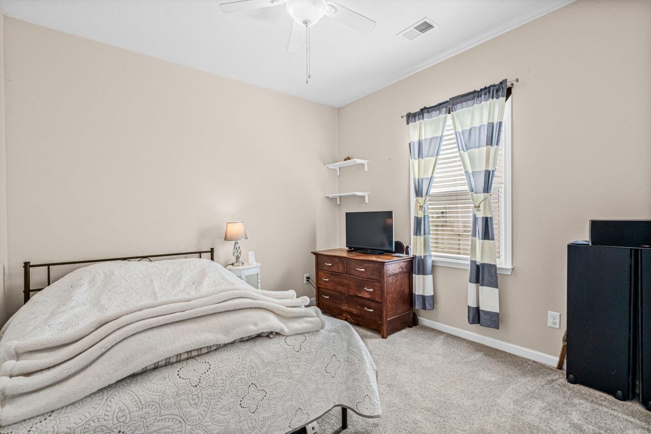 2911 Glenarden Drive Photo 23