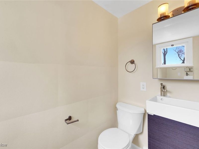 93 Southwick Road, Bedford, OH 44146 Photo 17