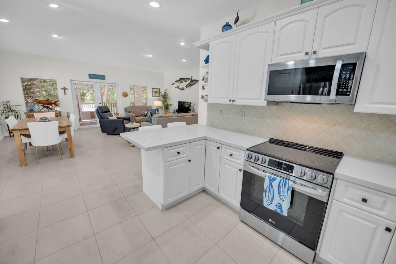 78 John Silver Drive, Key Largo, FL 33037 Photo