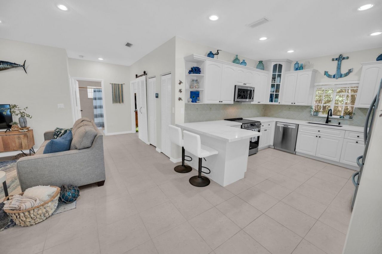 78 John Silver Drive, Key Largo, FL 33037 Photo