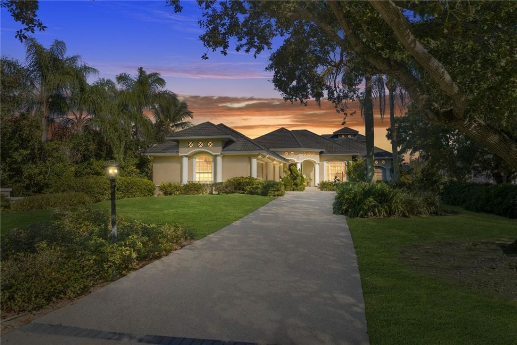 8850 44th Avenue, Sebastian, FL 32958 Photo