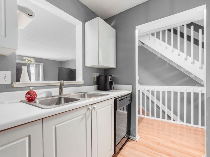 4100 Blendon Way Drive, Unit 98D, Columbus, OH 43230 Photo 11