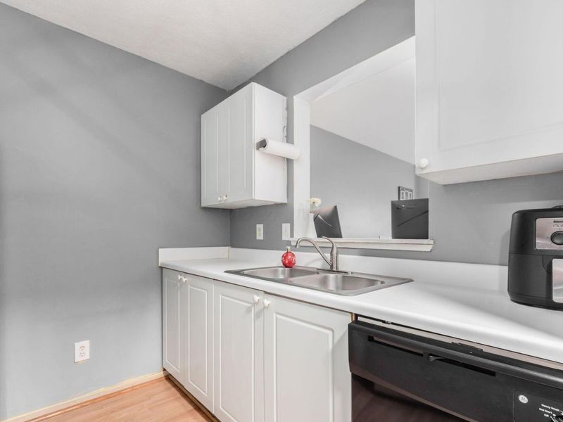 4100 Blendon Way Drive, Unit 98D, Columbus, OH 43230 Photo 12