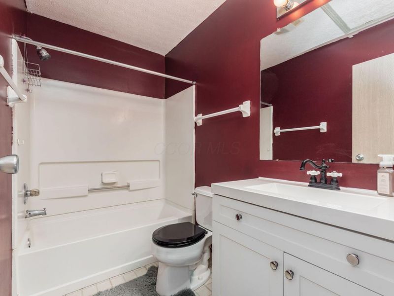 4100 Blendon Way Drive, Unit 98D, Columbus, OH 43230 Photo 24