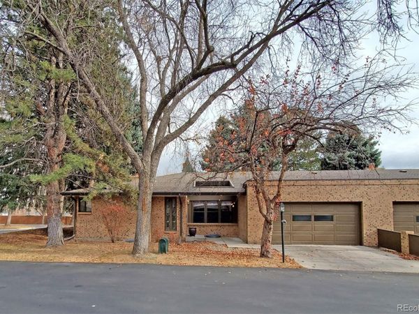 8542 W 10th Avenue, Lakewood, CO 80215