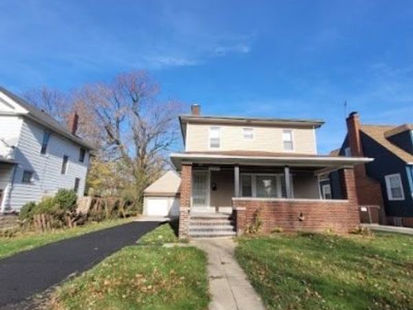 18225 Landseer Road, Cleveland, OH 44119