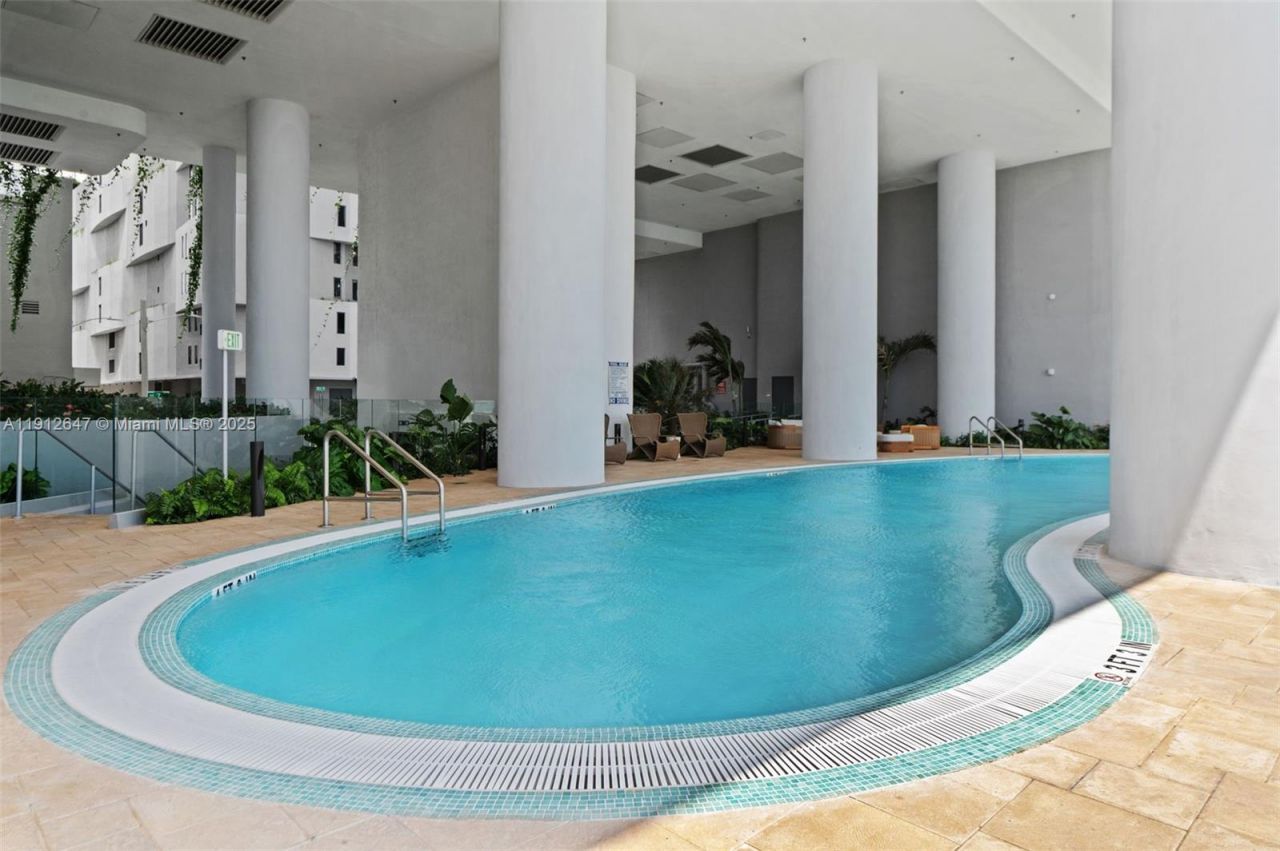 700 NE 24th St, Unit 5606, Miami, FL 33137 Photo