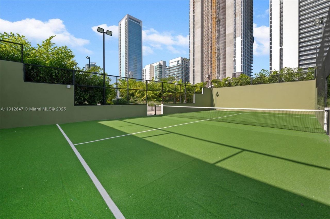 700 NE 24th St, Unit 5606, Miami, FL 33137 Photo