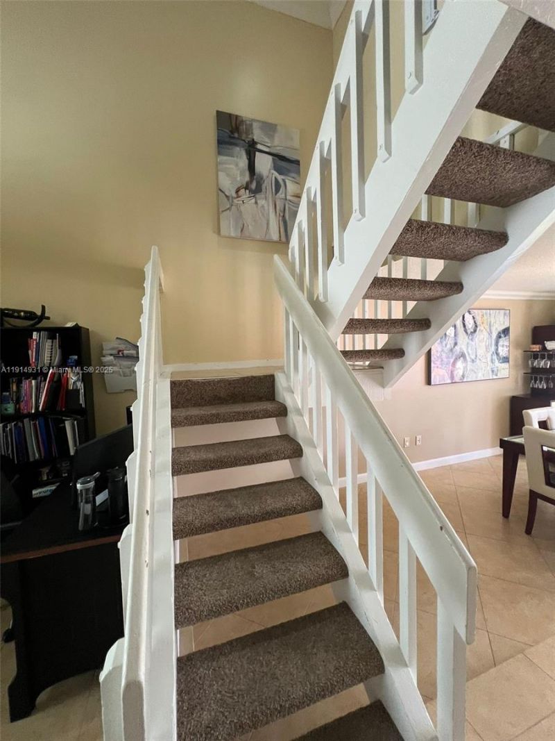 9894 Fairway Cove Ln, Plantation, FL 33324 Photo