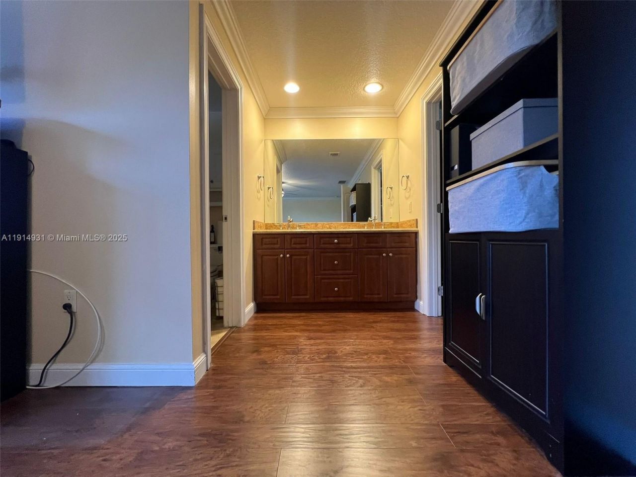 9894 Fairway Cove Ln, Plantation, FL 33324 Photo