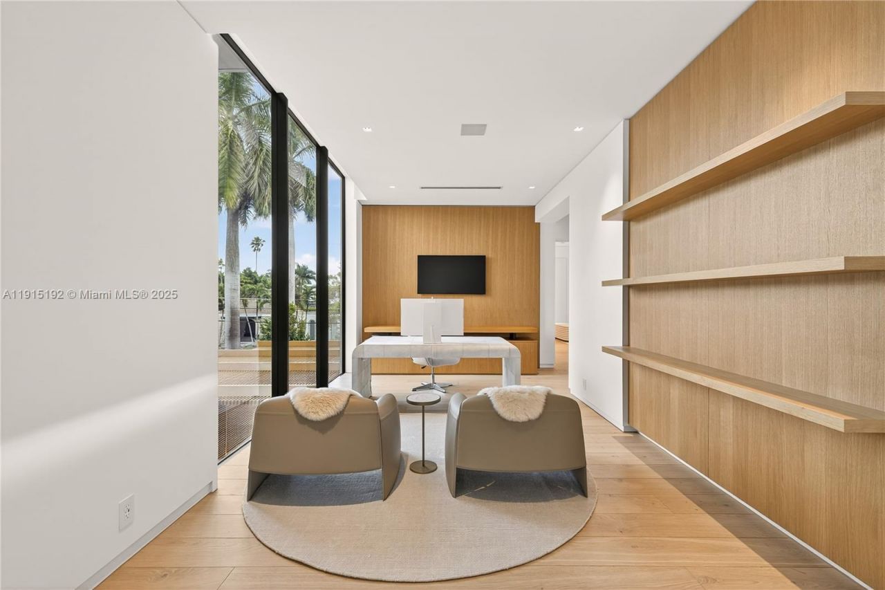 94 S Hibiscus Dr, Miami Beach, FL 33139 Photo