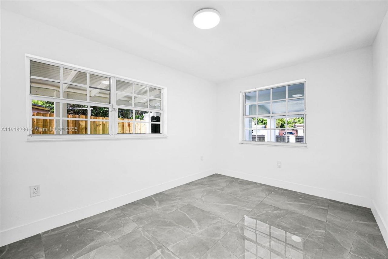 4040 SW 108th Ave, Miami, FL 33165 Photo